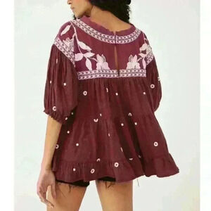FREE‎ PEOPLE Edie Tiered Burgundy Flowy Embroidery Top Size XS